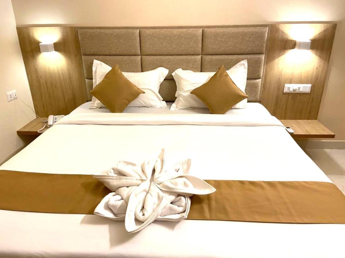 Tag Hotels Irugur Exterior photo
