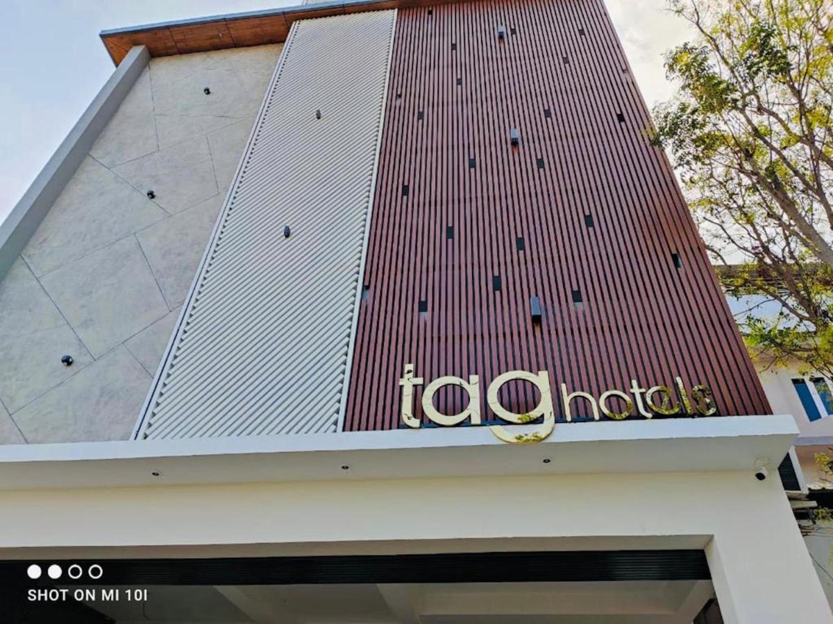 Tag Hotels Irugur Exterior photo